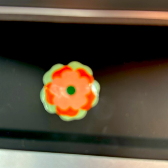 Meet your Posher, Helen - Picture 1 of 1